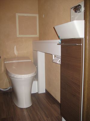 LIXIL サティスSタイプ手洗いカウンター付きに交換 LIXIL サティスSタイプ手洗いカウンター付きに交換